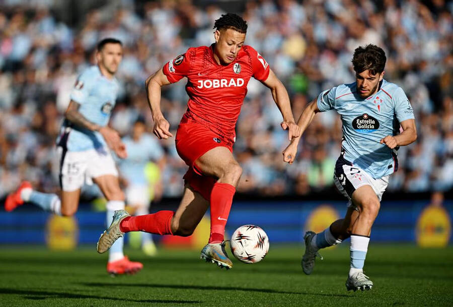 RC Celta vs SC Freiburg (23:45 – 16/04) | Xem lại trận đấu